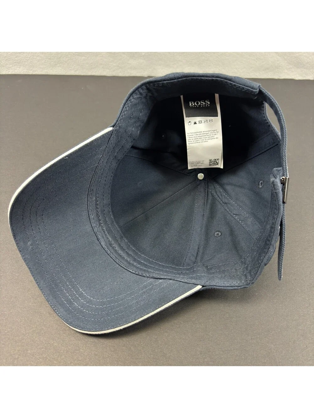 Hugo Boss excellent preowned